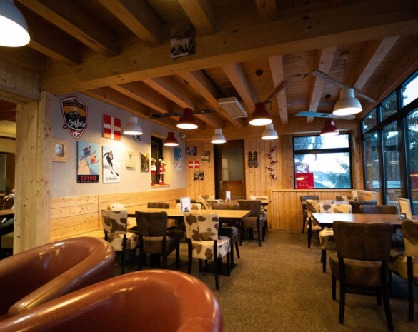 631f383653c9ef14a3681973 622b2b05cf749f3aaabda4bf H94 TEL LES CARRETTESC2 A9 Victor Gential 84