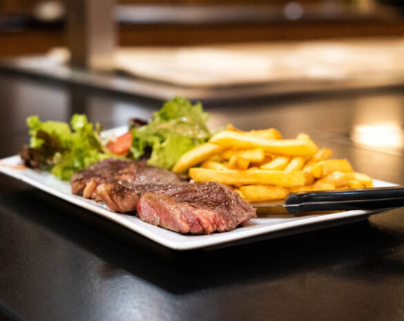 631f3845f5925f1fd3a06aa2 622b2b0c14dae44483d3b881 H94 TEL LES CARRETTESC2 A9 Victor Gential 113