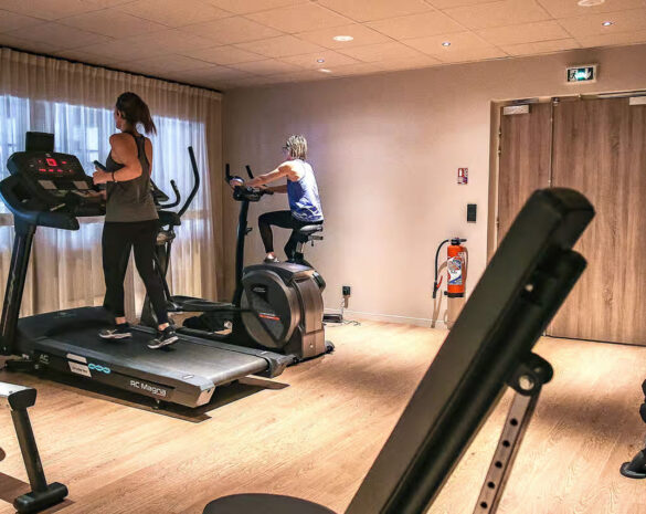 992e2ca101a9 DACR 1032 CAR24 Salle De Fitness 1