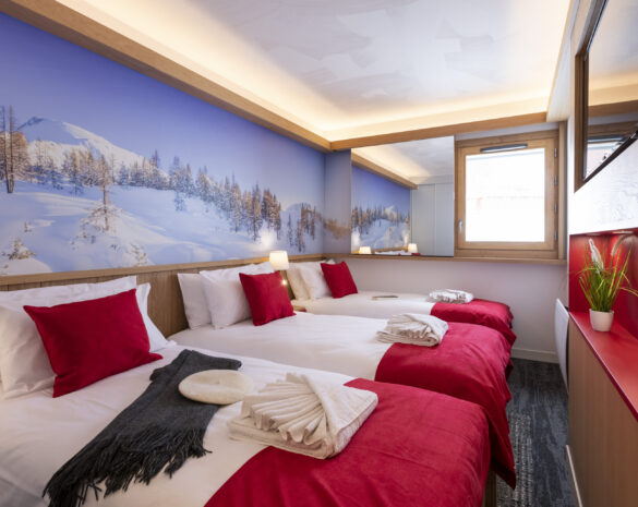 CHAMBRE 119 MMV Plagne2000 CH508 Triple Manu Reyboz