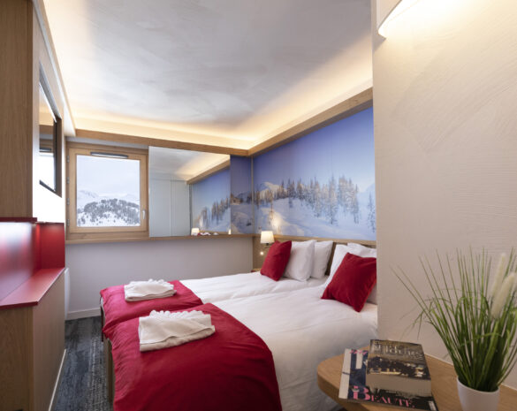 CHAMBRE 132 MMV Plagne2000 CH508 Triple 506 Manu Reyboz