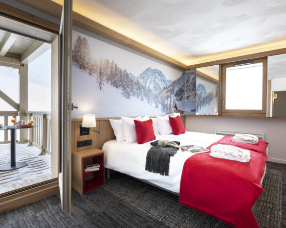 CHAMBRE 151 MMV Plagne2000 CH148 Triple Manu Reyboz